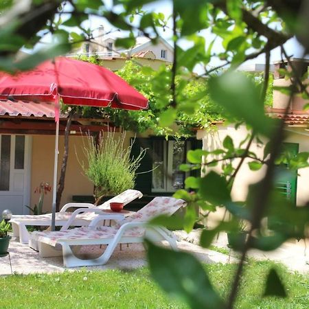 Apartment Taja, Cijela Kuca I Vrt Samo Za Vas スプリト エクステリア 写真