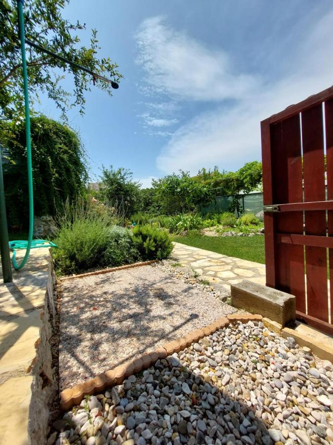Apartment Taja, Cijela Kuca I Vrt Samo Za Vas スプリト エクステリア 写真