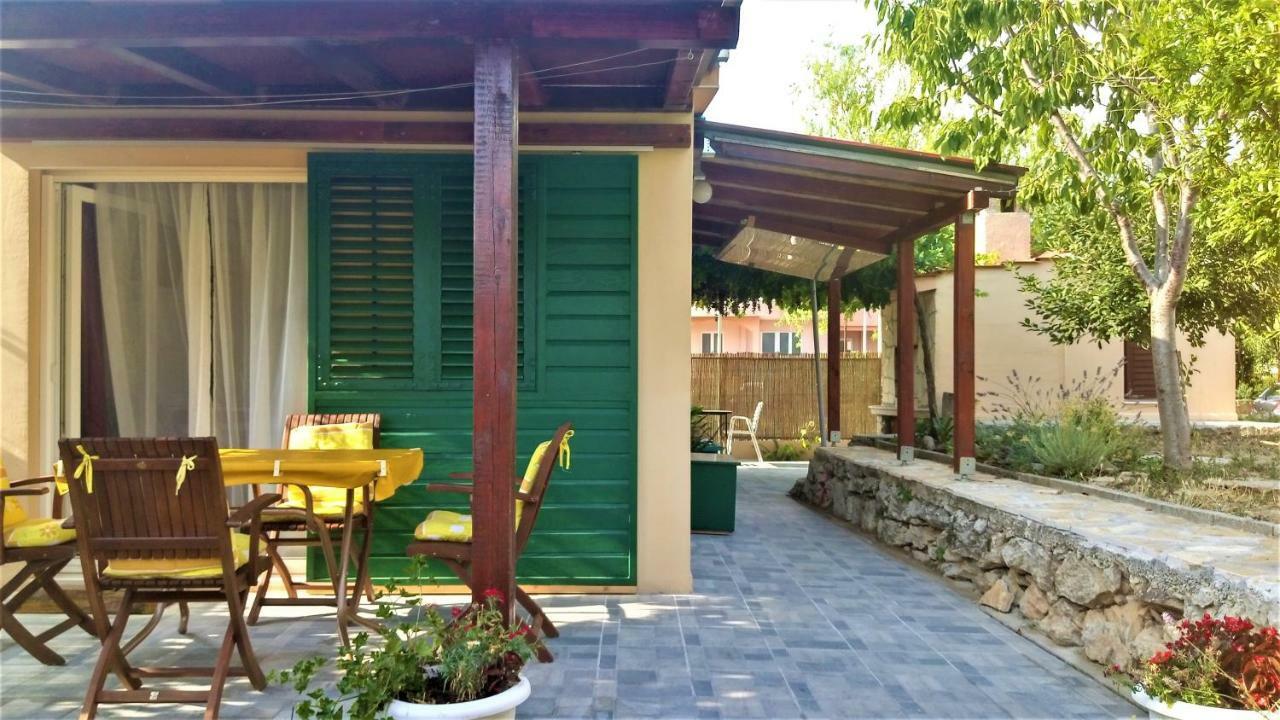 Apartment Taja, Cijela Kuca I Vrt Samo Za Vas スプリト エクステリア 写真