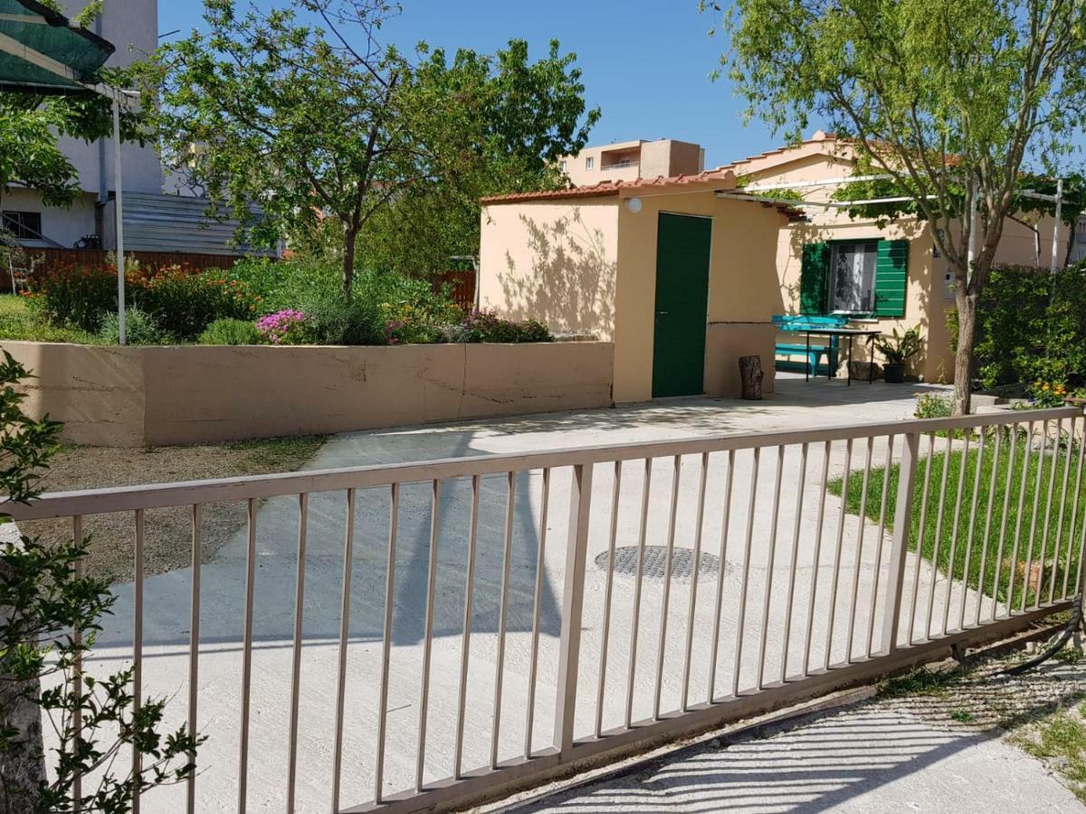 Apartment Taja, Cijela Kuca I Vrt Samo Za Vas スプリト エクステリア 写真